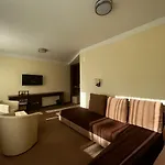 Nereus Park Ξενοδοχείο 2*