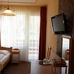 Nereus Park 2* Balatonalmadi